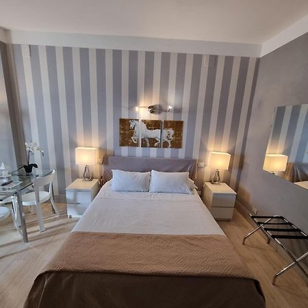 B&B Pescara Centro Luxury Suite Eksteriør billede