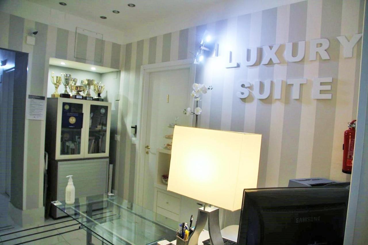 B&B Pescara Centro Luxury Suite Eksteriør billede