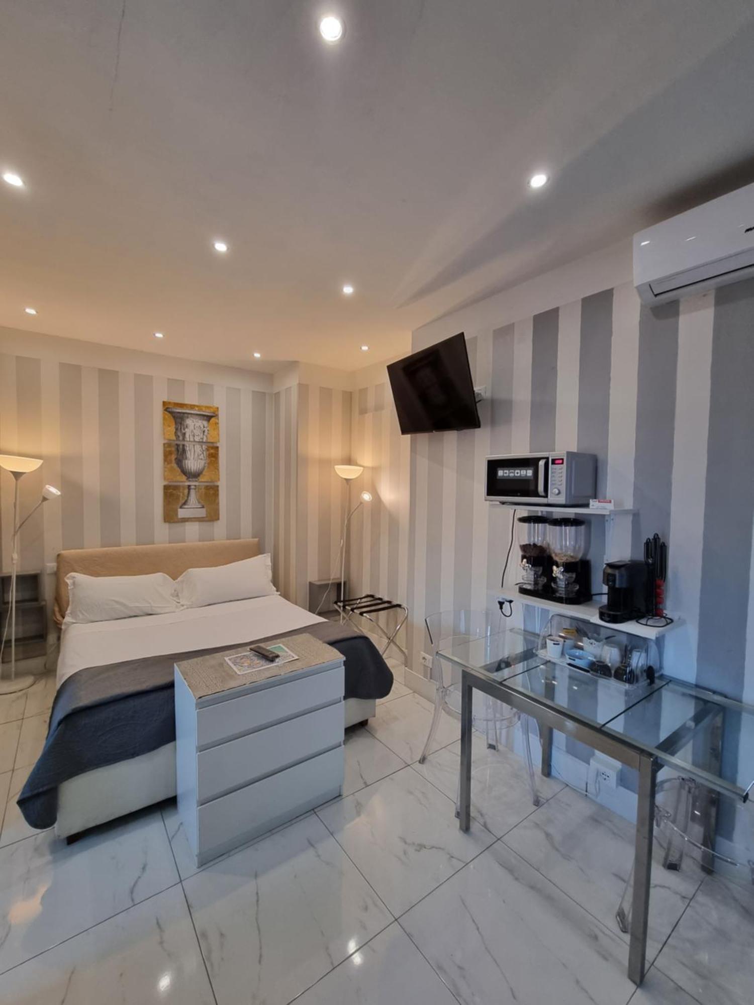 B&B Pescara Centro Luxury Suite Eksteriør billede